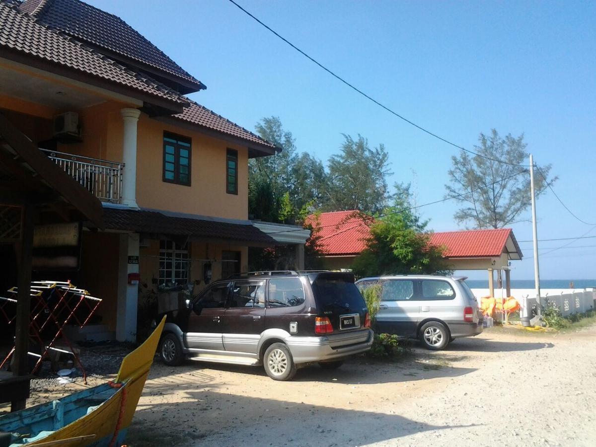 Saba Lodge Dungun Exterior photo